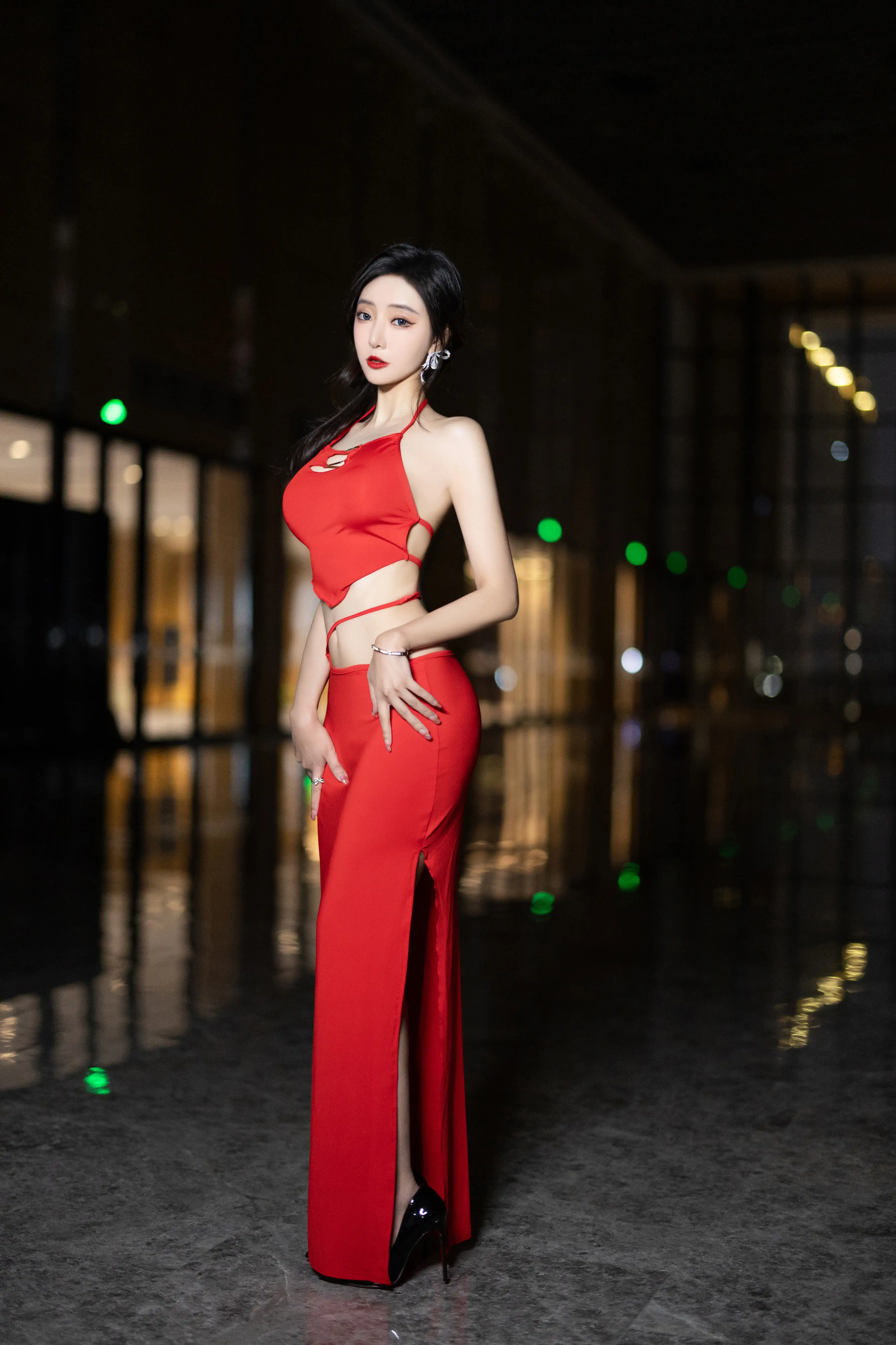王馨瑶_NO.030_内购无水印_NO.8378_红色裙子拼杏色毛毛情趣_ - M940.COM 内部私购-第2张